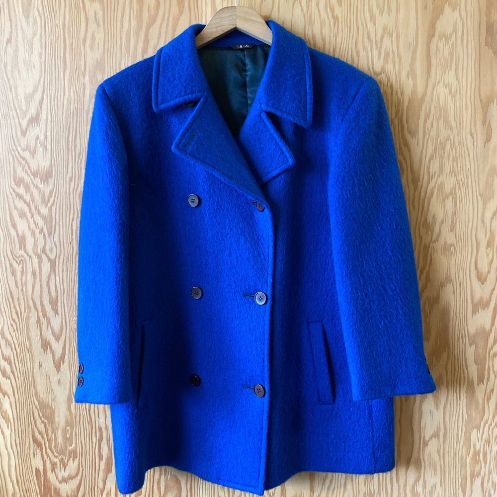 Elegant Blue Pea Coat
